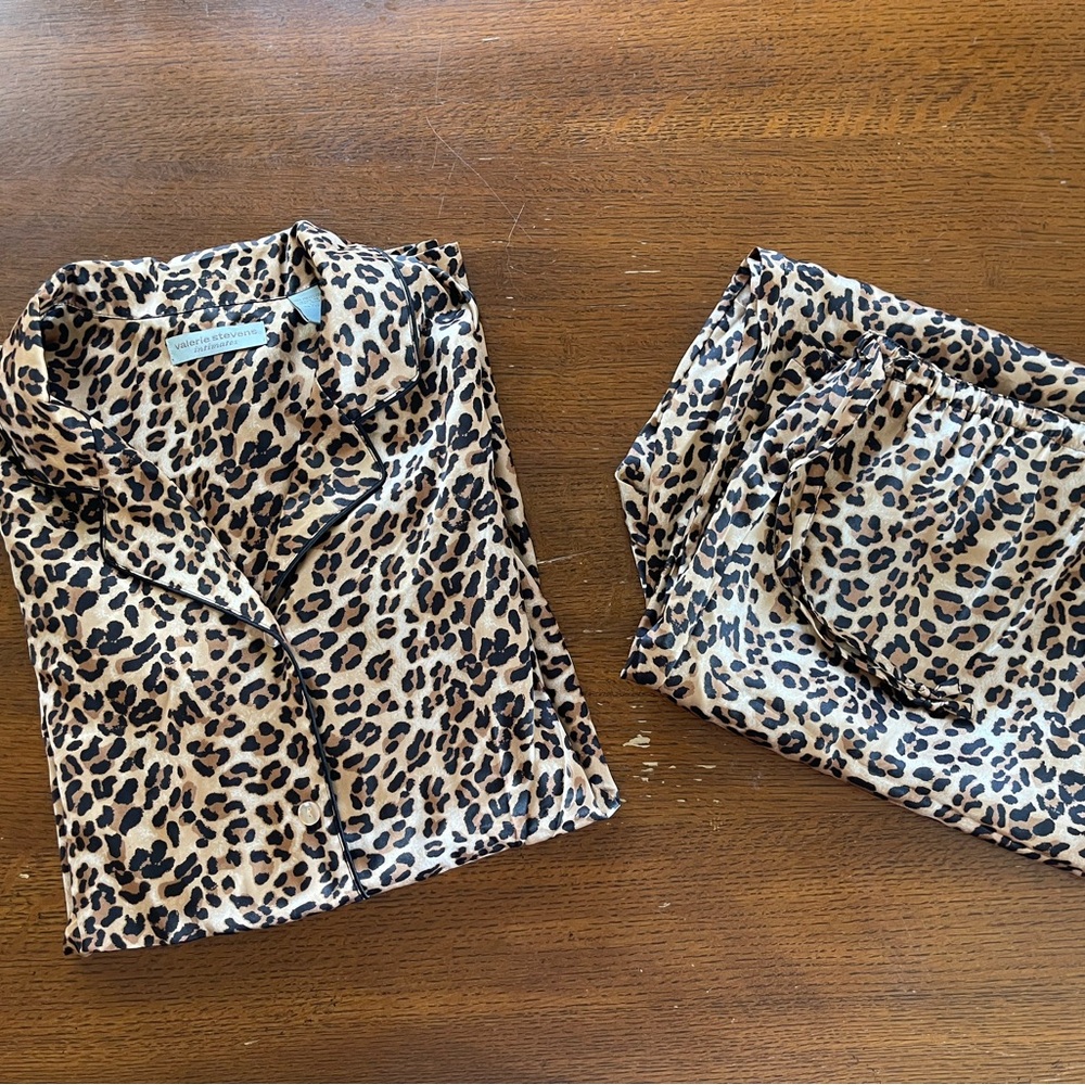 Cheetah Print Pajama Set 100% polyester